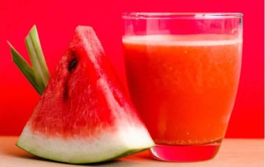 Рецепт для взрослых: как приготовить шампанское из арбуза