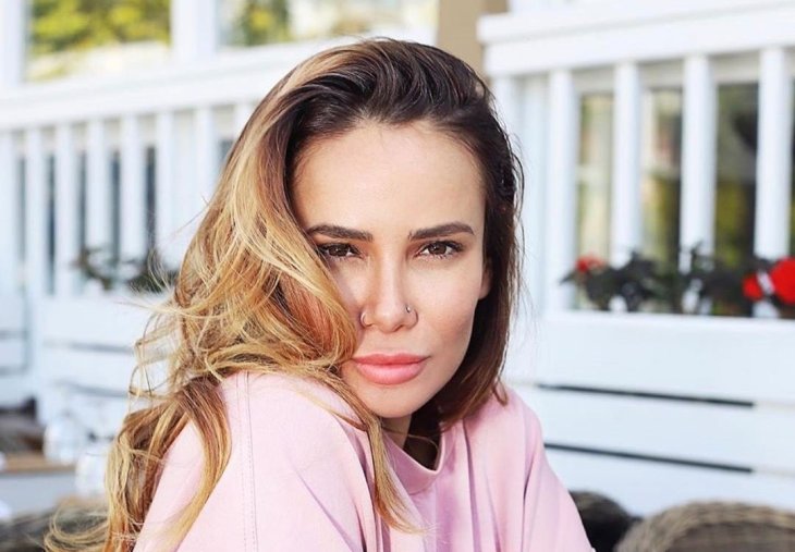 Айза Анохина пожаловалась на проблемы со здоровьем