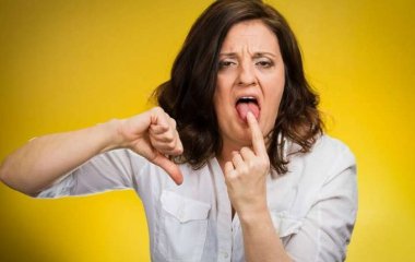 Гіркота в роті: чому з'являється і як її позбутися