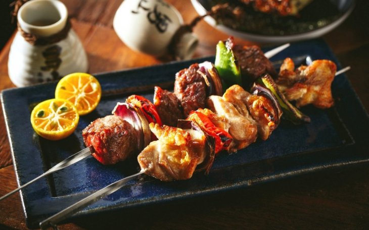 Маринуем мясо для шашлыка в кефире