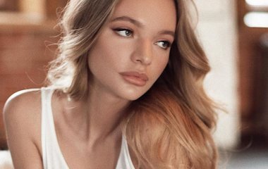 Лиза Пескова показала подтянутую фигуру