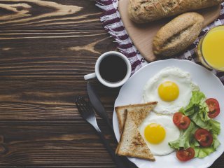 Может развиться диабет: диетолог рассказала, почему нельзя пропускать завтрак