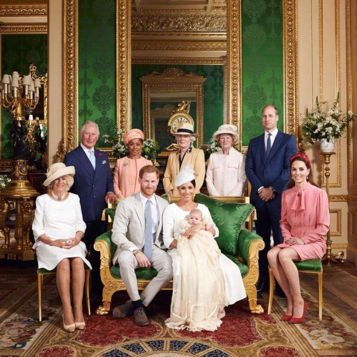Как члены королевской семьи поздравили сына герцогов Сассекских с днем рождения