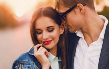 Десять качеств женщин, которых боготворят мужчины