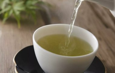 Диетолог рассказал, когда от чая лучше отказаться