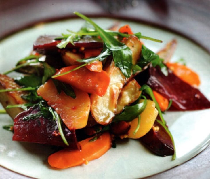 Салат из рукколы с соусом винегрет: оригинальный рецепт