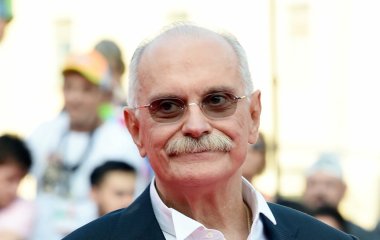 Дойду до Кремля: Михалков сцепился с Бондарчуком за место на элитном кладбище