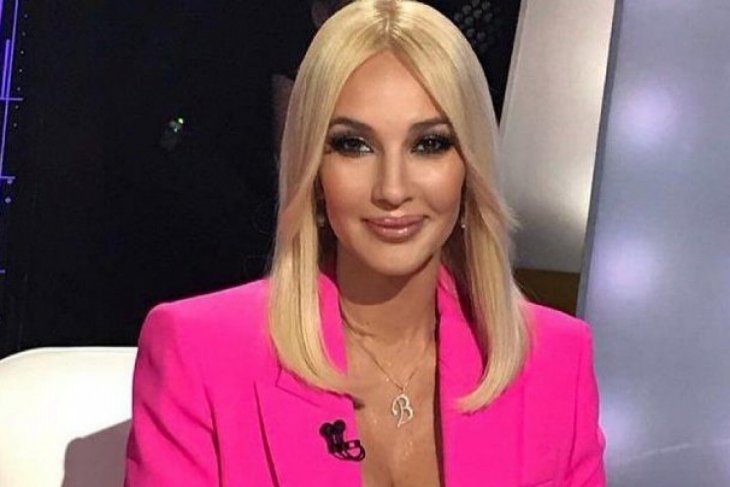 Лера Кудрявцева показала, как выглядит ее грудь после удаления имплантов