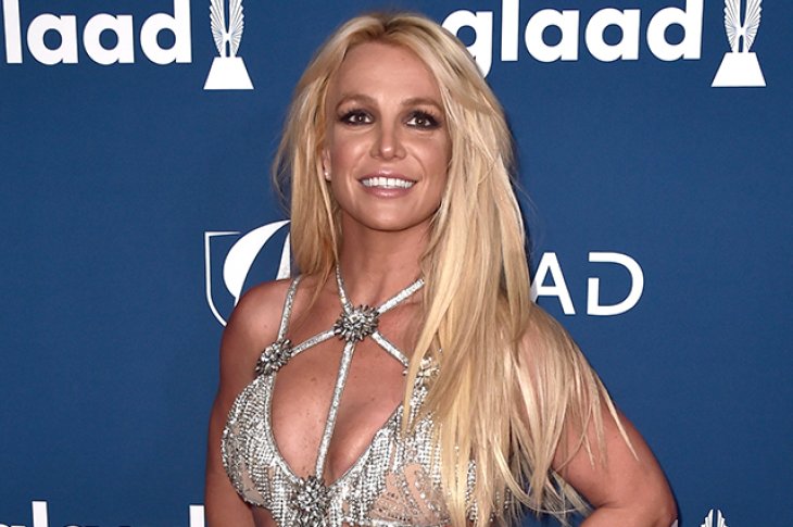 Бойфренд Бритни Спирс пошутил над новостями об их помолвке