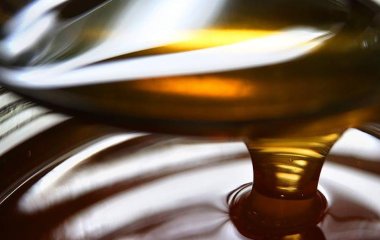 Дієтолог рекомендував їсти не більше трьох чайних ложок меду на день