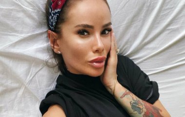 Айза жестко раскритиковала Настю Ивлееву