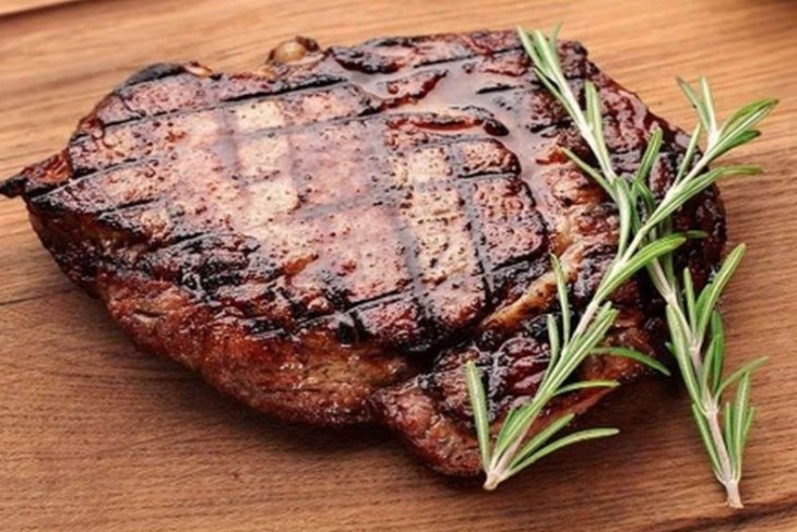 Ученые назвали самый полезный способ приготовления мяса