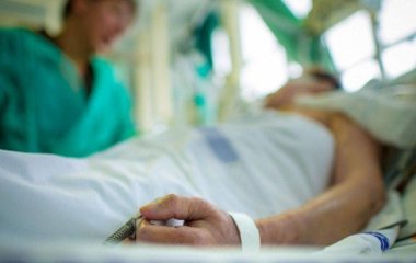 Останні слова, як люди говорять перед смертю: лікар-онколог назвав ці 4 фрази  