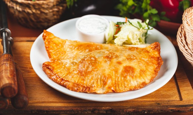 Как приготовить идеальные домашние чебуреки