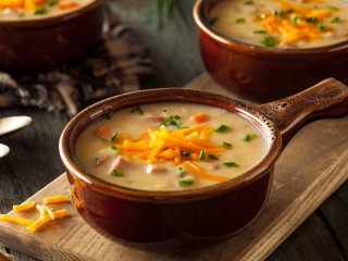 Пикантный пивной суп, от которого мужчины будут в восторге - рецепт: надолго утолит голод