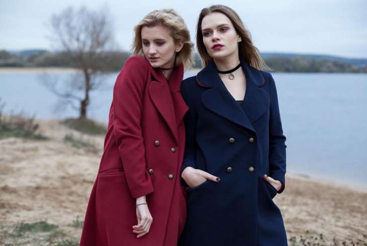 Модное пальто бушлат в коллекциях женской одежды сезона осень-зима 2018-2019, фото