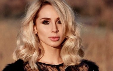 Светлана Лобода поделилась снимком в купальнике