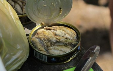 Запасіться вже зараз: які консерви на зиму українцям радять придбати