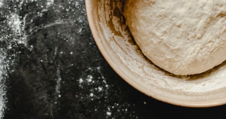 Три професійні лайфгаки від шефа, які зроблять вашу випічку ідеальною до Великодня і не тільки