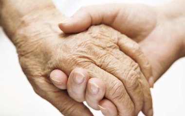 Ранні ознаки Альцгеймера, які з'являються раніше, ніж проблеми з пам’яттю  
