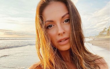 Мокрая Нюша довела россиян до экстаза