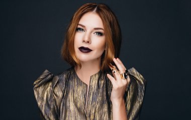 Lady in red: Наталья Подольская восхитила  образом в красном платье
