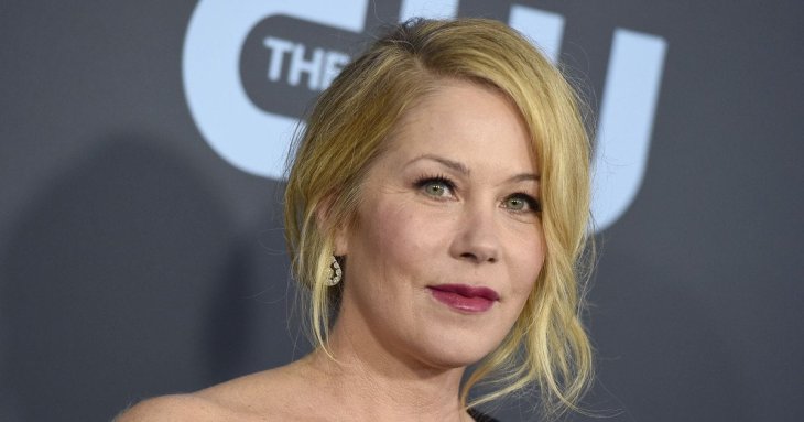 Прикута до ліжка через тяжку хворобу 54-річна Крістіна Епплгейт опинилась в лікарні