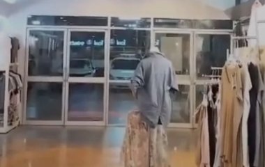 Водоспад нечистот залив торговий центр після прориву туалету – відео