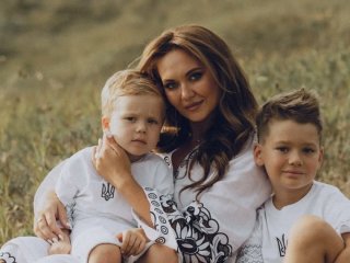 Анна Саліванчук розплакалася в авто від безсилля та заговорила про складнощі життя після розлучення