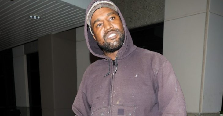 Вовсе не носки: Канье Уэст запускает в продажу свою самую странную обувь (фото)