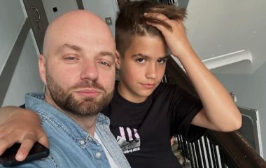 Слава Демин показался с 13-летним сыном в больнице и признался, что ему будут делать операцию