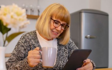 Медики нашли способ, как отсрочить менопаузу у женщин
