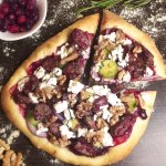 Пицца с очень вкусным соусом: простой рецепт любимого блюда