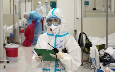 Імунолог розповів про різницю течії ковіда при штамах «Омікрон» та «Дельта»
