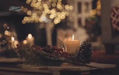 Новогоднее украшение на стол своими руками — справится даже ребенок!