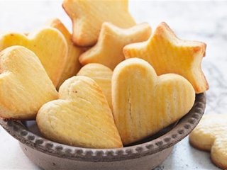 Необычный рецепт вкусного десерта: готовим печенье на огурцовом рассоле