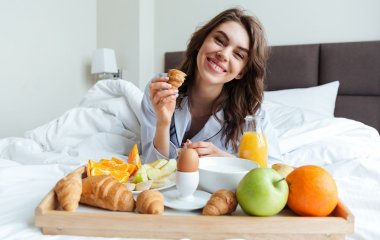 Пять утренних привычек, которые могут испортить завтрак