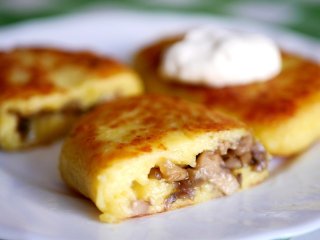 Картофельные зразы с грибами: рецепт вкусных котлет по-киевски