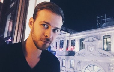 Макс Барских рассказал о тяжелом детстве с пьющим отцом
