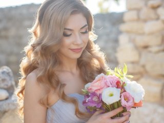 Названо імена жінок, яким не можна багато й важко працювати, інакше грошей не буде: хто вони