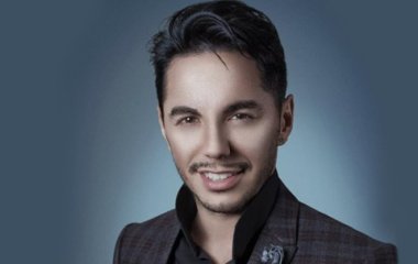 Тимур Родригез с женой побывал в Диснейленде