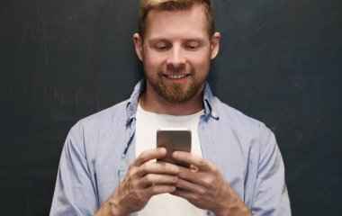 4 смс, на которые надеется по уши влюбленный в вас мужчина