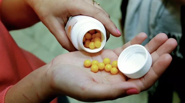 Вірусолог оцінив версію про вплив вітаміну D на COVID-19