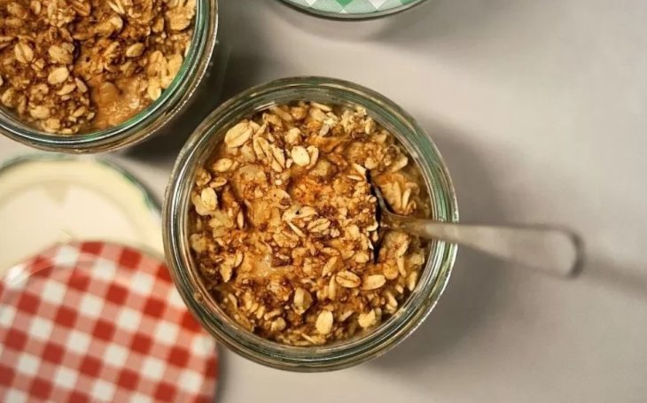 Кому стоит отказаться от овсянки на завтрак