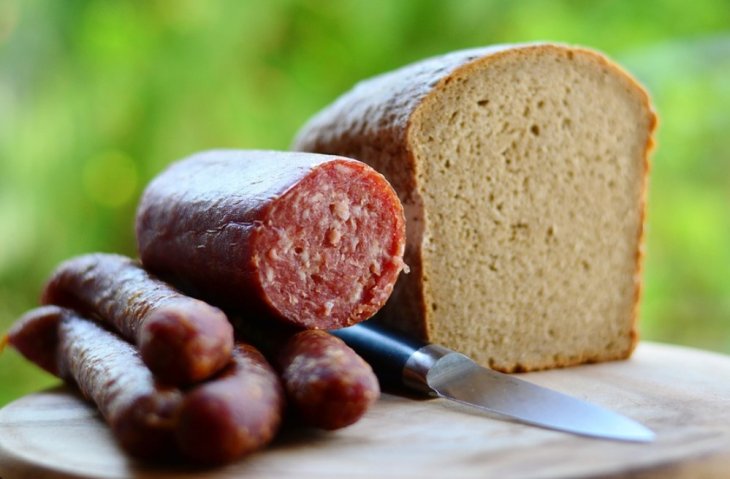 Дієтолог закликала відмовитися від п'яти продуктів, що скорочують життя