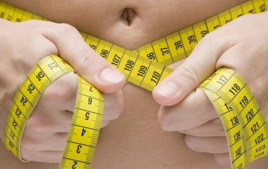 Вчені розповіли, чому люди набирають вагу із віком.