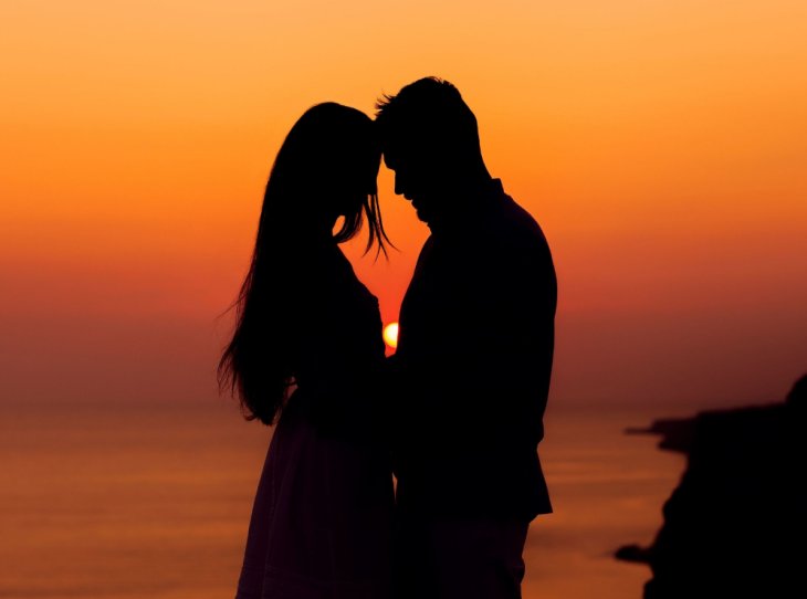 243 фрази та побажання на добраніч улюбленій дівчині