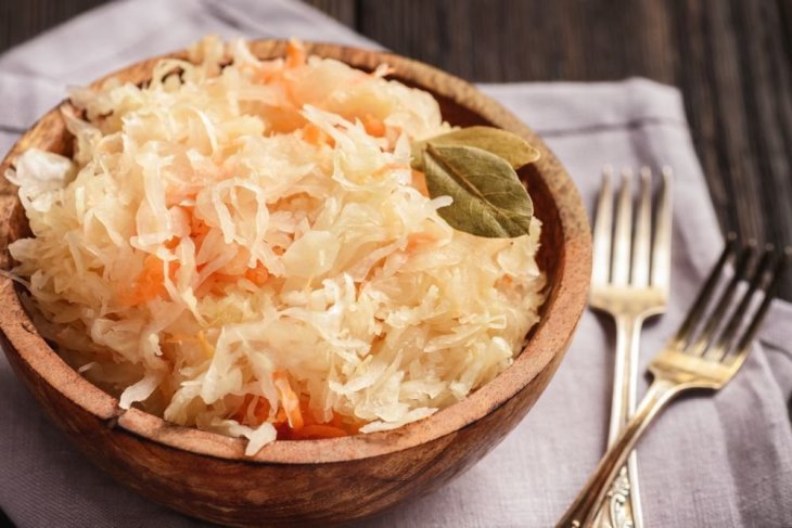 Врач назвала обязательные продукты в рационе, чтобы весеннее обострение прошло мимо