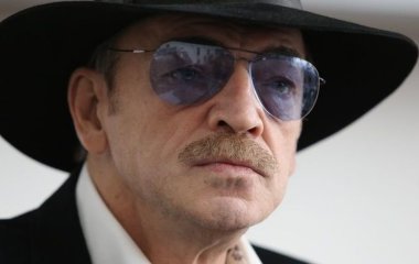 Михаил Боярский попал  в больницу с короной. Что известно?