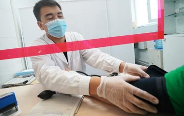 Імунолог попередив про стрибки тиску у перехворілих COVID-19